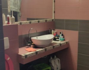 Lakás 2 szobák eladó on Floresti