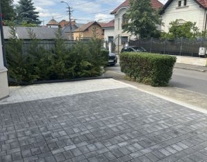 , 105m2 dans Cluj-napoca, zone Andrei Muresanu