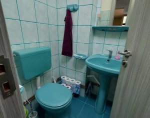 Appartement 4 chambres à vendre dans Cluj-napoca, zone Manastur
