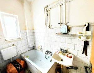 Maison 3 chambres à vendre dans Cluj-napoca, zone Dambul Rotund