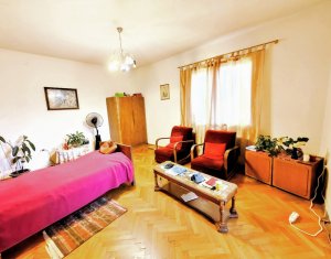 Maison 4 chambres à vendre dans Cluj-napoca, zone Andrei Muresanu