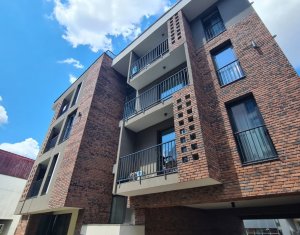 Appartement 3 chambres à louer dans Cluj-napoca, zone Centru