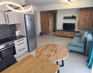 Appartement 3 chambres à louer dans Cluj-napoca, zone Centru