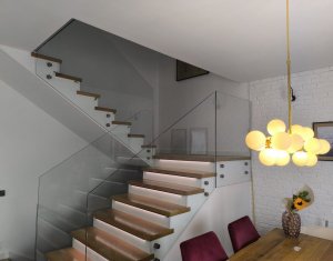 Maison 4 chambres à vendre dans Cluj-napoca, zone Iris