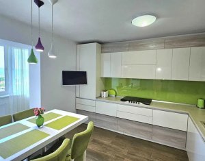 Appartement 4 chambres à vendre dans Cluj-napoca, zone Zorilor