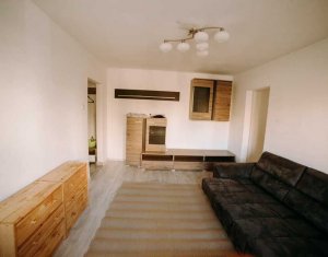 Appartement 3 chambres à louer dans Cluj-napoca, zone Manastur