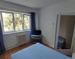 Appartement 3 chambres à louer dans Cluj-napoca, zone Manastur