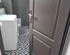 Casa  3 camere zona Sanex 