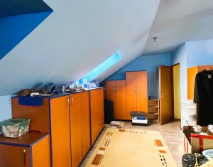 Maison 4 chambres à vendre dans Cluj-napoca, zone Manastur