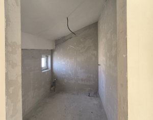 Duplex semifinisat, 5 camere, Iris 