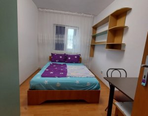 Appartement 3 chambres à vendre dans Cluj-napoca, zone Manastur