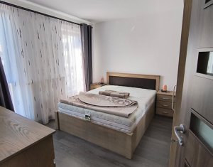 Lakás 3 szobák eladó on Floresti