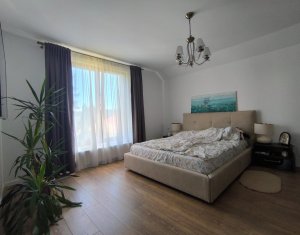 Maison 5 chambres à vendre dans Chinteni