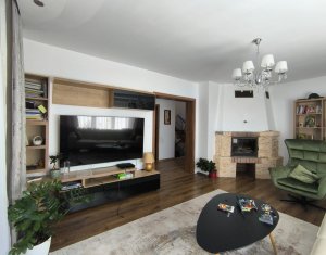 Maison 5 chambres à vendre dans Chinteni