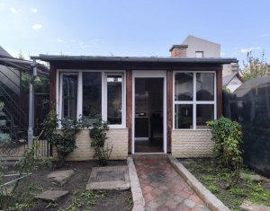 Casa 9 cam., 5 intrari separate, 260 mp utili, Dambul Rotund, P-ta K. Liebknecht