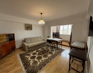Appartement 3 chambres à louer dans Cluj-napoca, zone Centru