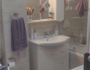 Appartement 3 chambres à vendre dans Floresti