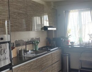 Appartement 3 chambres à vendre dans Floresti