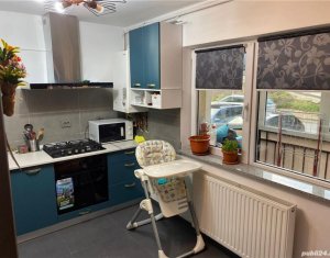 Lakás 3 szobák eladó on Floresti