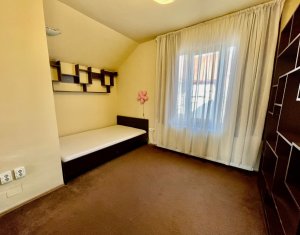 Maison 4 chambres à louer dans Floresti