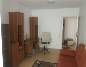 Lakás 3 szobák eladó on Floresti