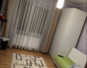 Lakás 3 szobák eladó on Floresti