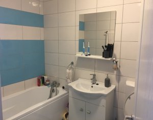 Lakás 2 szobák eladó on Floresti