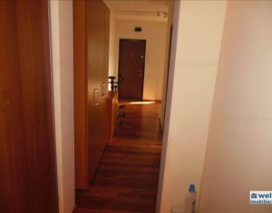 Lakás 3 szobák eladó on Floresti