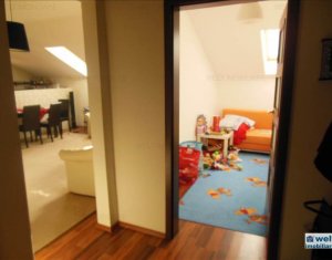 Lakás 3 szobák eladó on Floresti