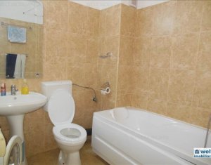 Lakás 2 szobák eladó on Floresti