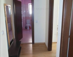 Lakás 3 szobák eladó on Floresti