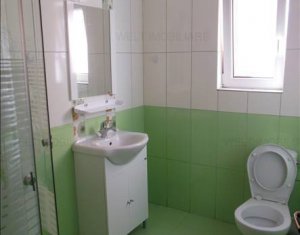 Lakás 3 szobák eladó on Floresti