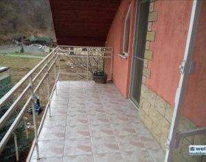 Ház 5 szobák eladó on Floresti