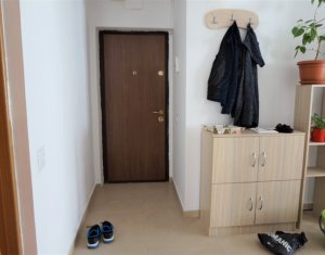 Lakás 3 szobák eladó on Floresti