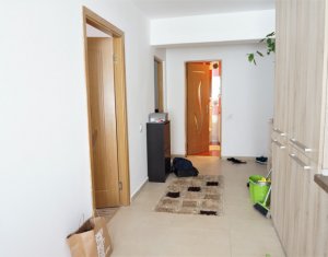 Lakás 3 szobák eladó on Floresti