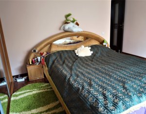 Lakás 3 szobák eladó on Floresti