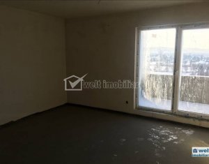 Lakás 2 szobák eladó on Floresti