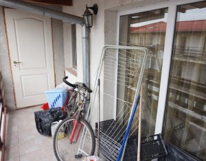 Lakás 2 szobák eladó on Floresti