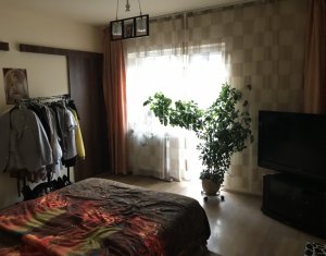 Appartement 3 chambres à vendre dans Floresti