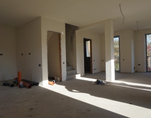 Ház 4 szobák eladó on Floresti