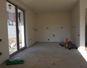 Ház 4 szobák eladó on Floresti