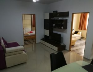 Lakás 3 szobák eladó on Floresti