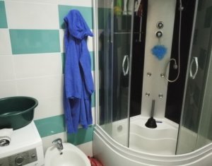 Lakás 3 szobák eladó on Floresti