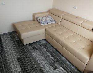 Lakás 3 szobák eladó on Floresti