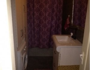 Lakás 2 szobák eladó on Floresti