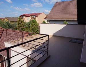 Ház 5 szobák eladó on Floresti