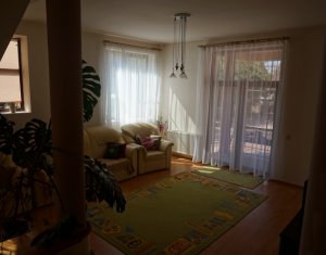 Ház 5 szobák eladó on Floresti