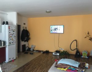 Lakás 2 szobák eladó on Floresti