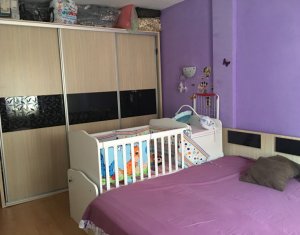 Lakás 2 szobák eladó on Floresti