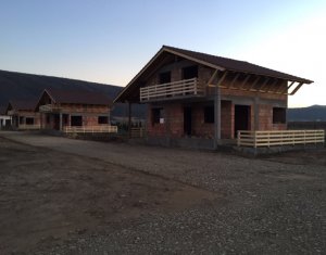 Maison 4 chambres à vendre dans Gilau